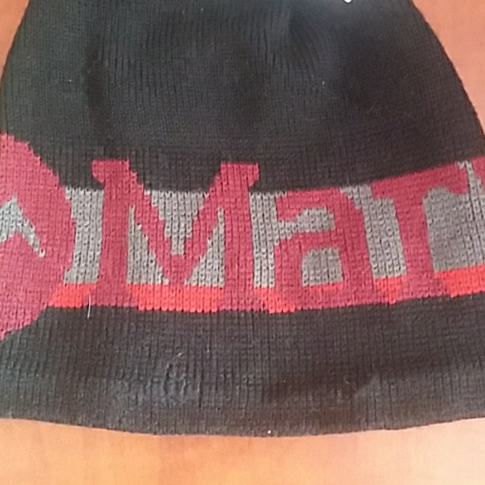 Winter hat - Picture 2 of 5
